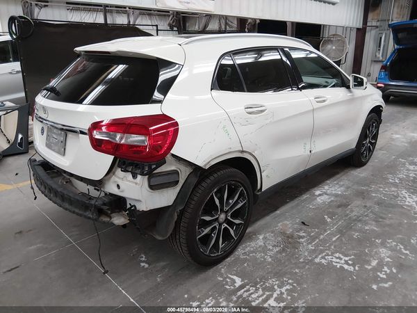 2016 MERCEDES-BENZ GLA 250 GLA250