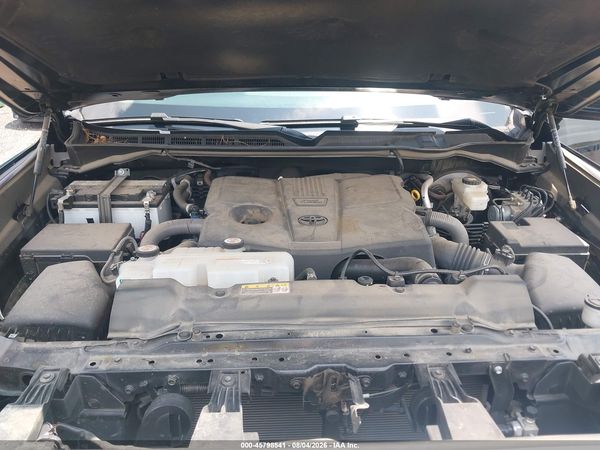 2024 TOYOTA TUNDRA LIMITED — I10