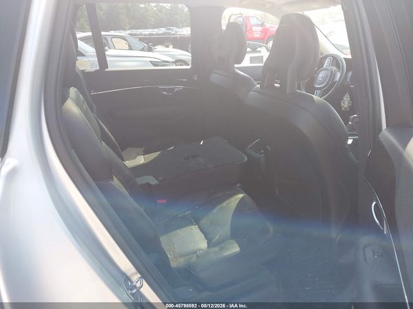2016 VOLVO XC90 T6 MOMENTUM