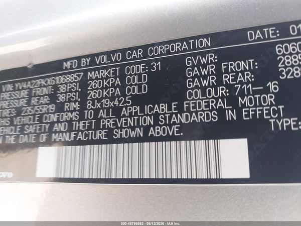 2016 VOLVO XC90 T6 MOMENTUM