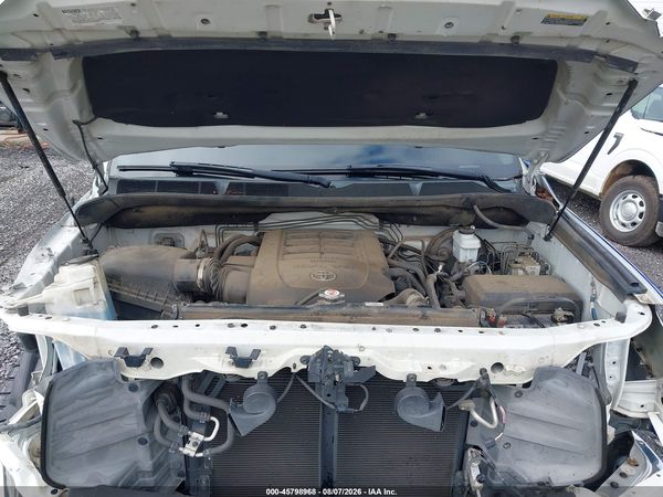 2018 TOYOTA TUNDRA SR5 5.7L V8