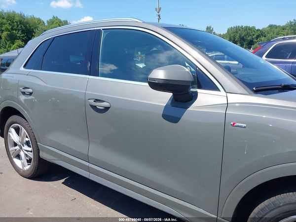 2024 AUDI Q3
