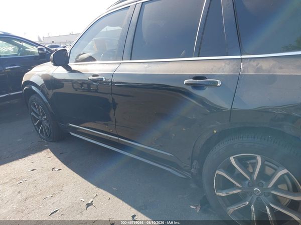 2016 VOLVO XC90 T6 MOMENTUM
