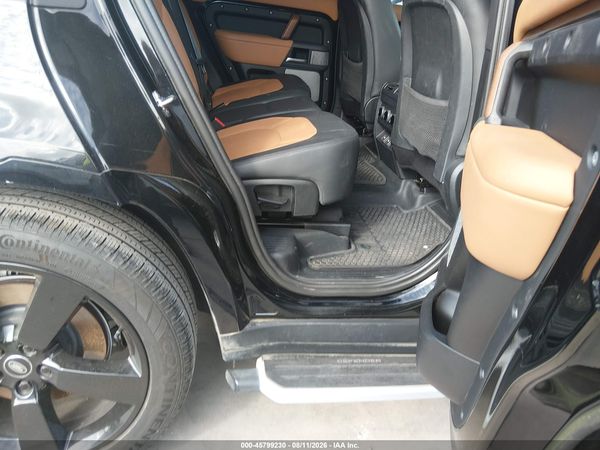 2023 LAND ROVER DEFENDER 130 X-DYNAMIC SE