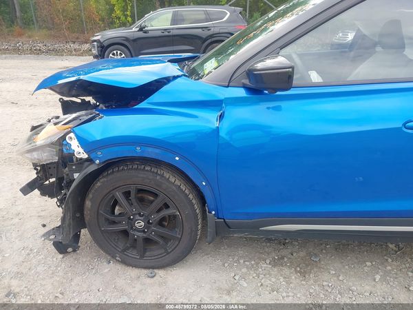 2021 NISSAN KICKS SR XTRONIC CVT
