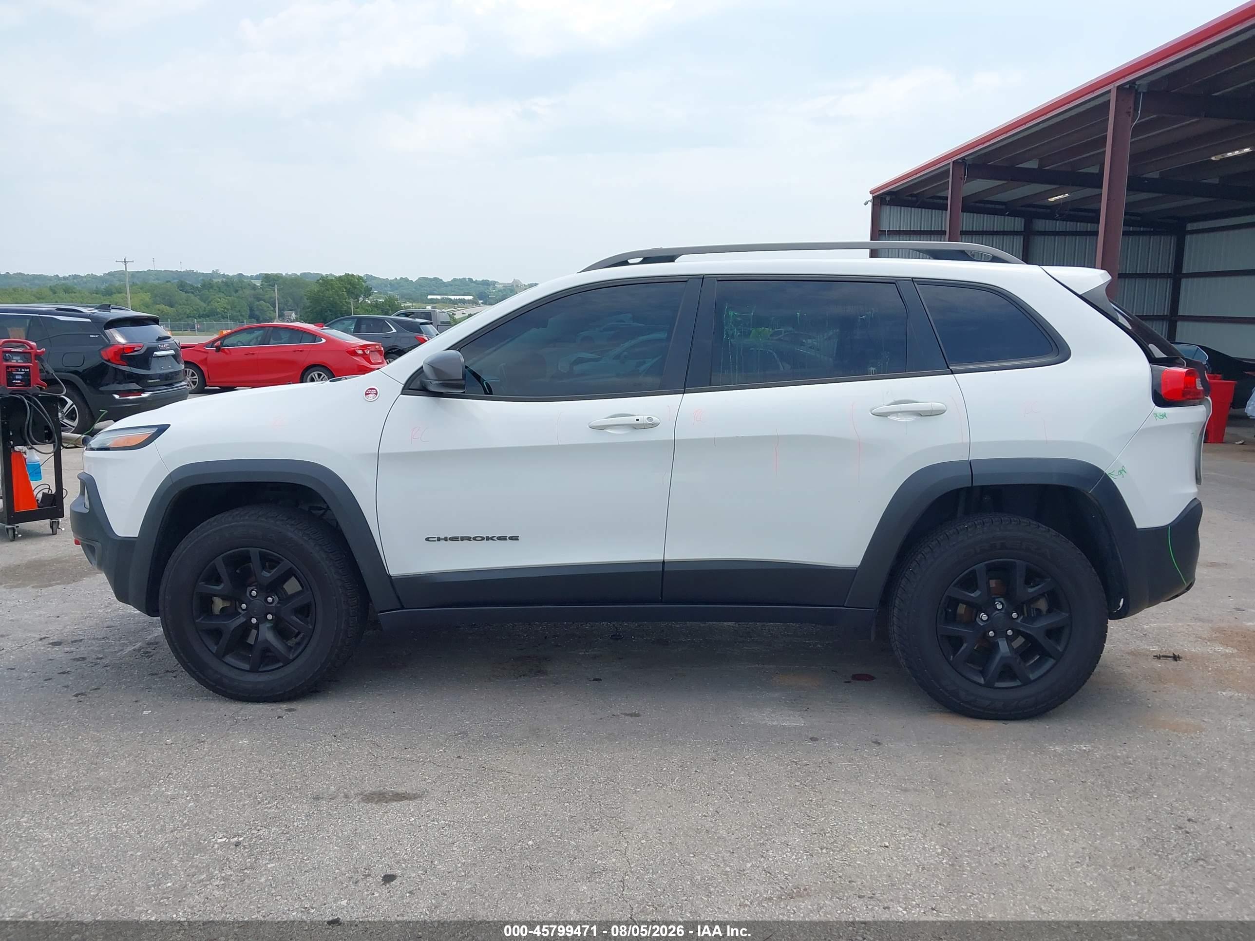 2016 JEEP CHEROKEE TRAILHAWK