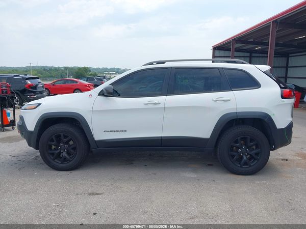 2016 JEEP CHEROKEE TRAILHAWK