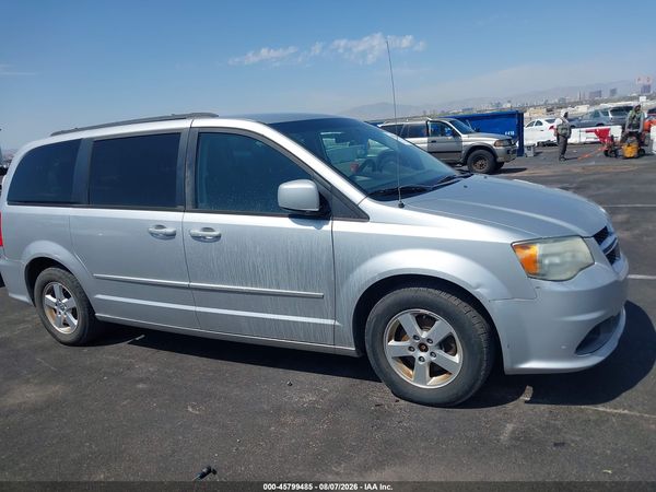 2012 DODGE GRAND CARAVAN SXT — I153