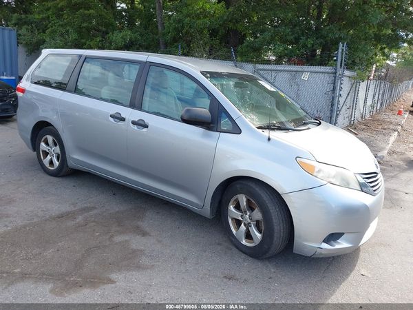 2013 TOYOTA SIENNA L V6 7 PASSENGER