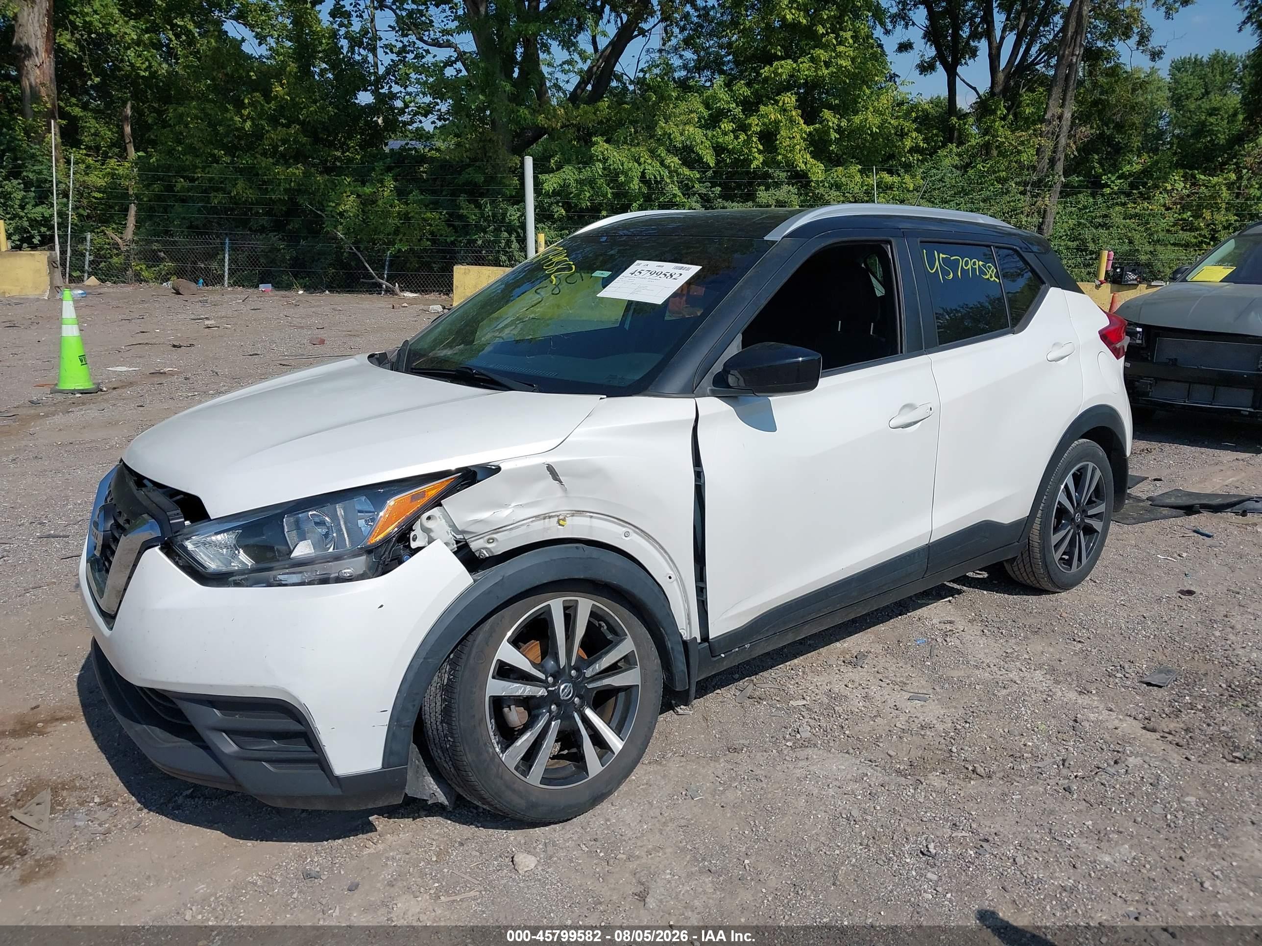 2020 NISSAN KICKS SV XTRONIC CVT — I2