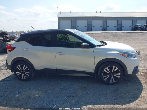 2020 NISSAN KICKS SV XTRONIC CVT — I116