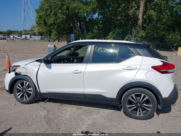 2020 NISSAN KICKS SV XTRONIC CVT — I117