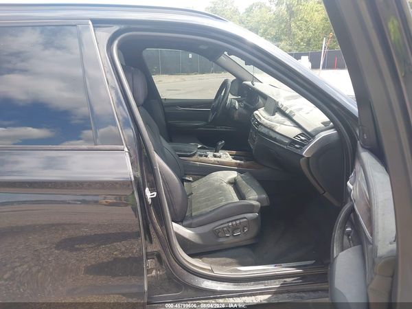 2015 BMW X5 XDRIVE50I