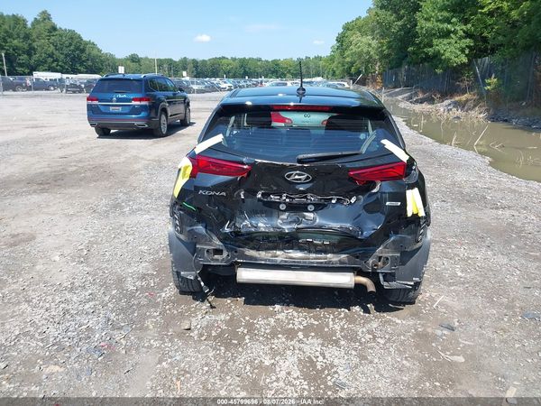 2021 HYUNDAI KONA SE