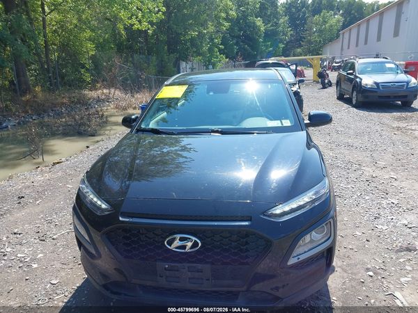 2021 HYUNDAI KONA SE