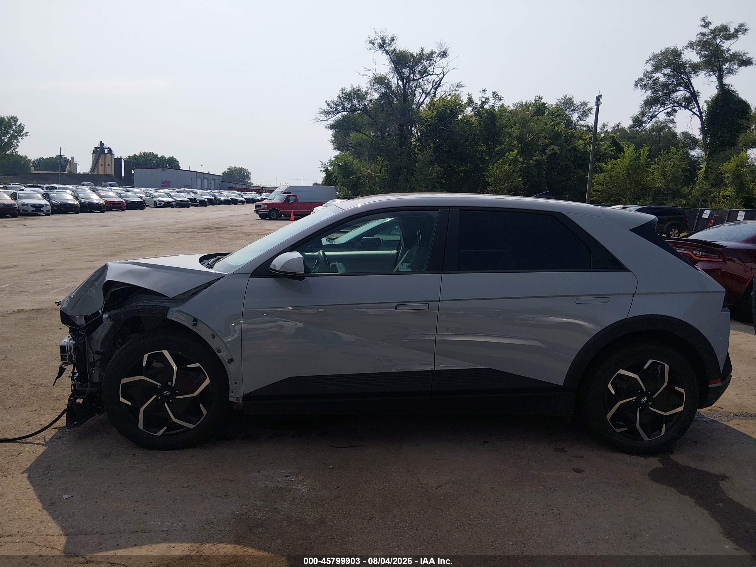 2024 HYUNDAI IONIQ 5 SE