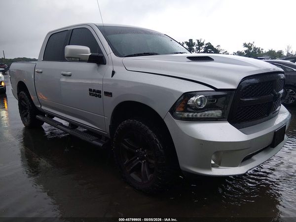 2017 RAM 1500 NIGHT  4X4 5'7 BOX