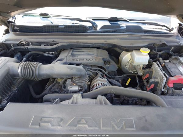 2019 RAM 1500 LARAMIE  4X4 6'4 BOX