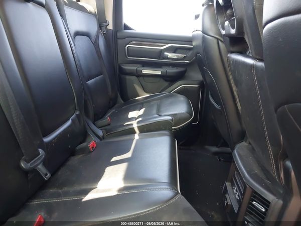 2019 RAM 1500 LARAMIE  4X4 6'4 BOX