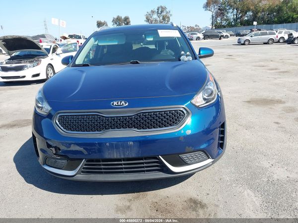 2018 KIA NIRO LX