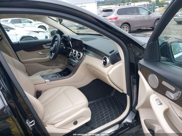 2021 MERCEDES-BENZ GLC 300 4MATIC SUV