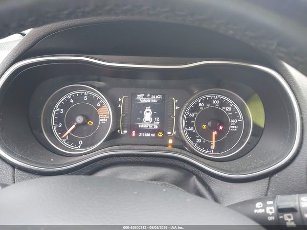 2019 JEEP CHEROKEE LATITUDE PLUS 4X4