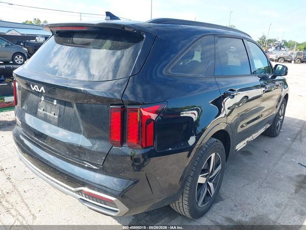 2023 KIA SORENTO EX — I4