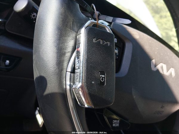 2023 KIA NIRO SX