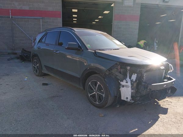 2023 KIA NIRO SX