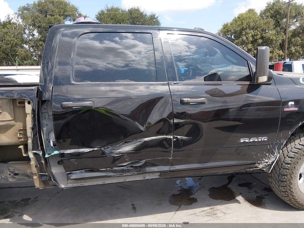 2022 RAM 2500 TRADESMAN  4X4 8' BOX