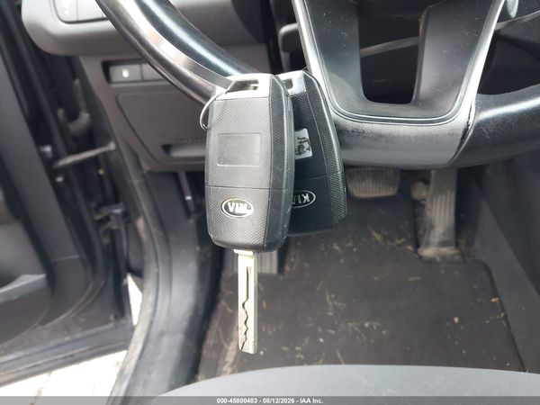 2016 KIA SORENTO 2.4L LX