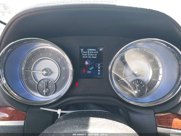 2013 CHRYSLER 300 MOTOWN — I7