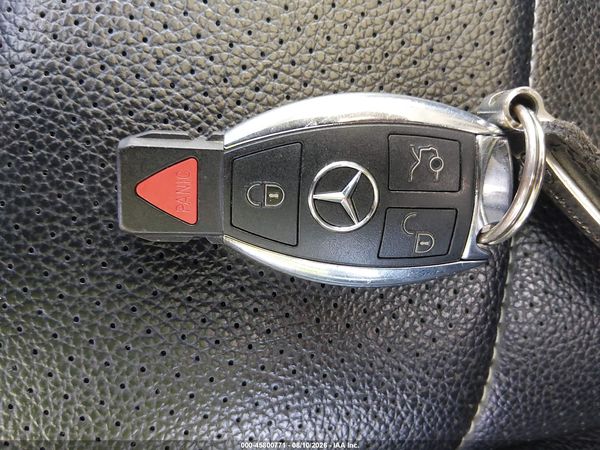 2016 MERCEDES-BENZ C 300 C300