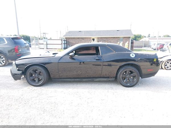 2013 DODGE CHALLENGER SXT