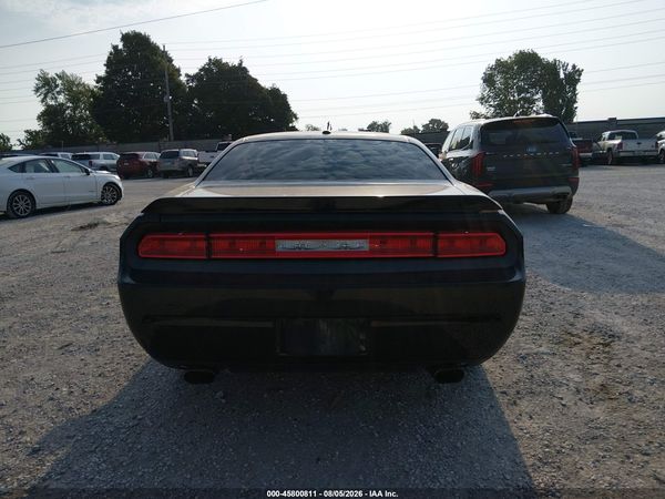 2013 DODGE CHALLENGER SXT