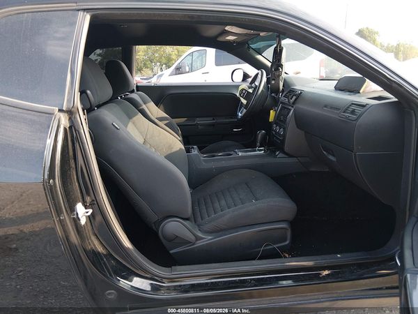 2013 DODGE CHALLENGER SXT
