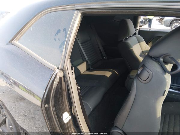 2013 DODGE CHALLENGER SXT