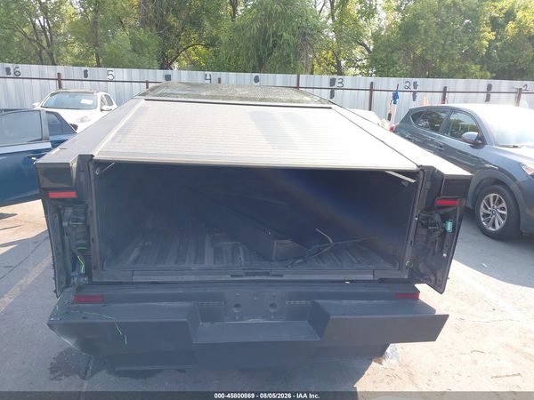 2024 TESLA CYBERTRUCK