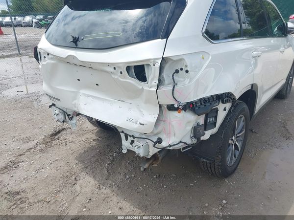 2019 TOYOTA HIGHLANDER XLE