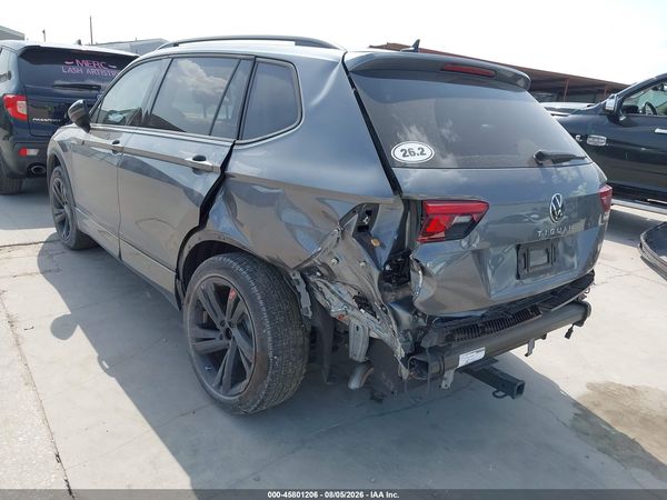 2024 VOLKSWAGEN TIGUAN 2.0T SE R-LINE BLACK — I3