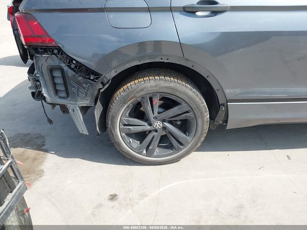 2024 VOLKSWAGEN TIGUAN 2.0T SE R-LINE BLACK — I6