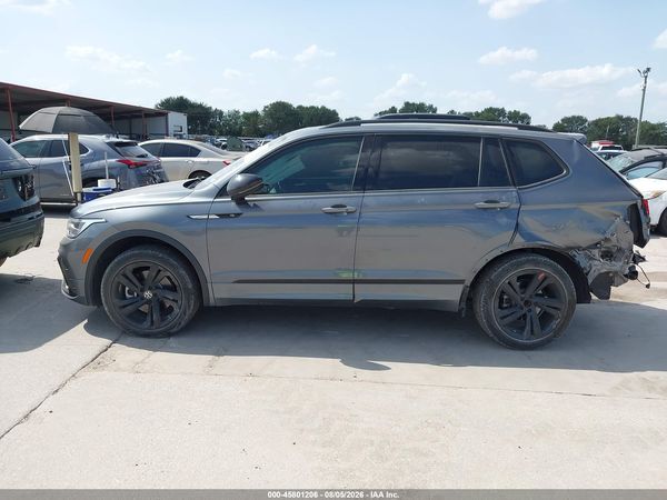 2024 VOLKSWAGEN TIGUAN 2.0T SE R-LINE BLACK — I117