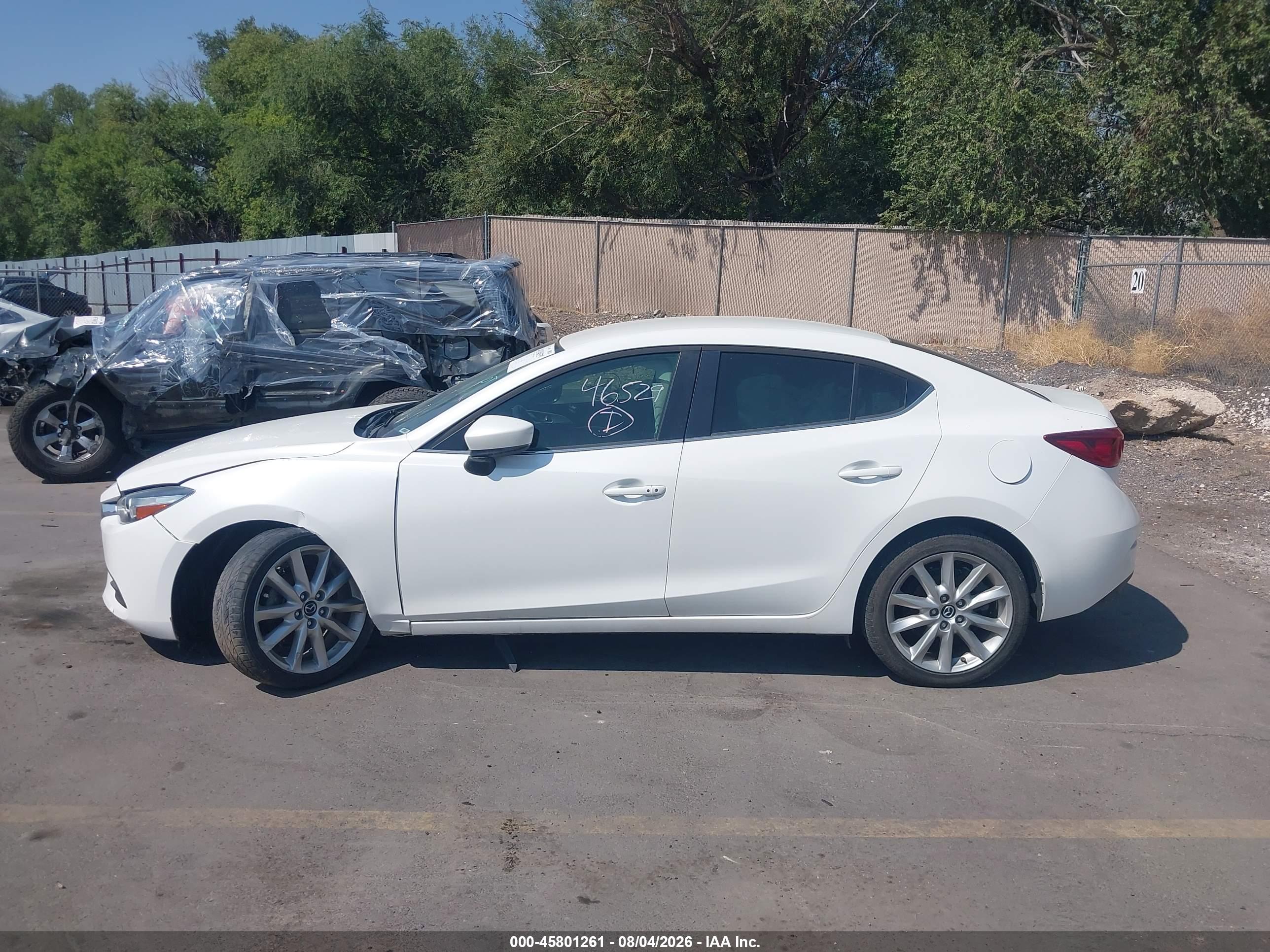 2017 MAZDA MAZDA3 TOURING