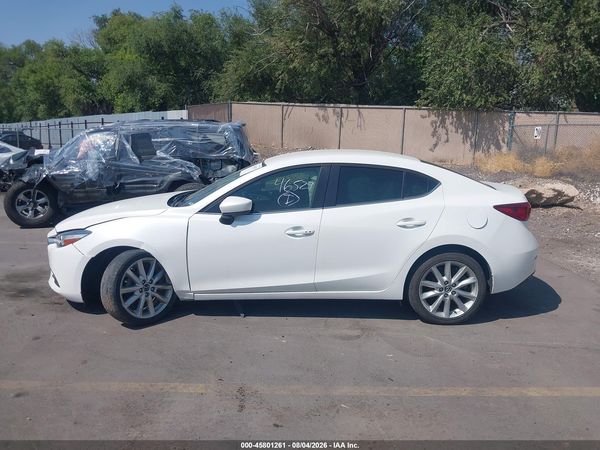 2017 MAZDA MAZDA3 TOURING