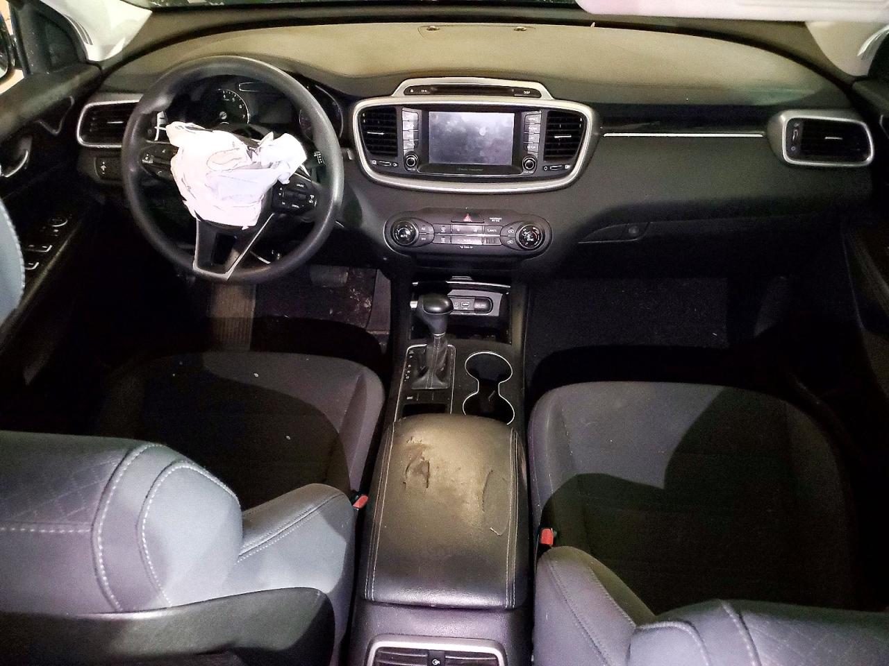 2018 KIA SORENTO L, LX
