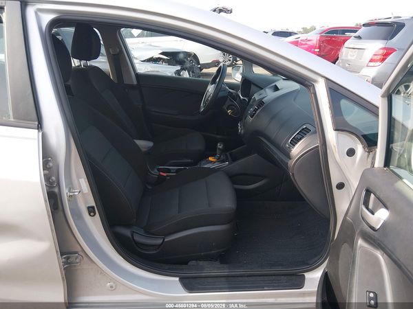 2017 KIA FORTE LX