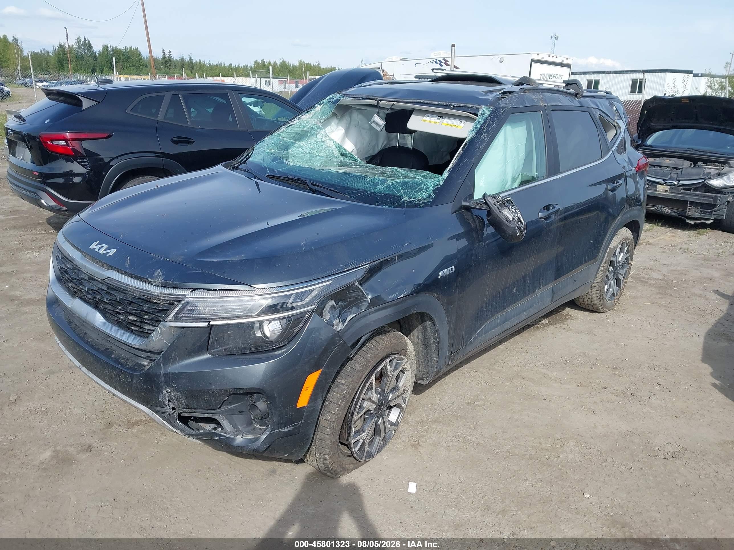 2023 KIA SELTOS EX