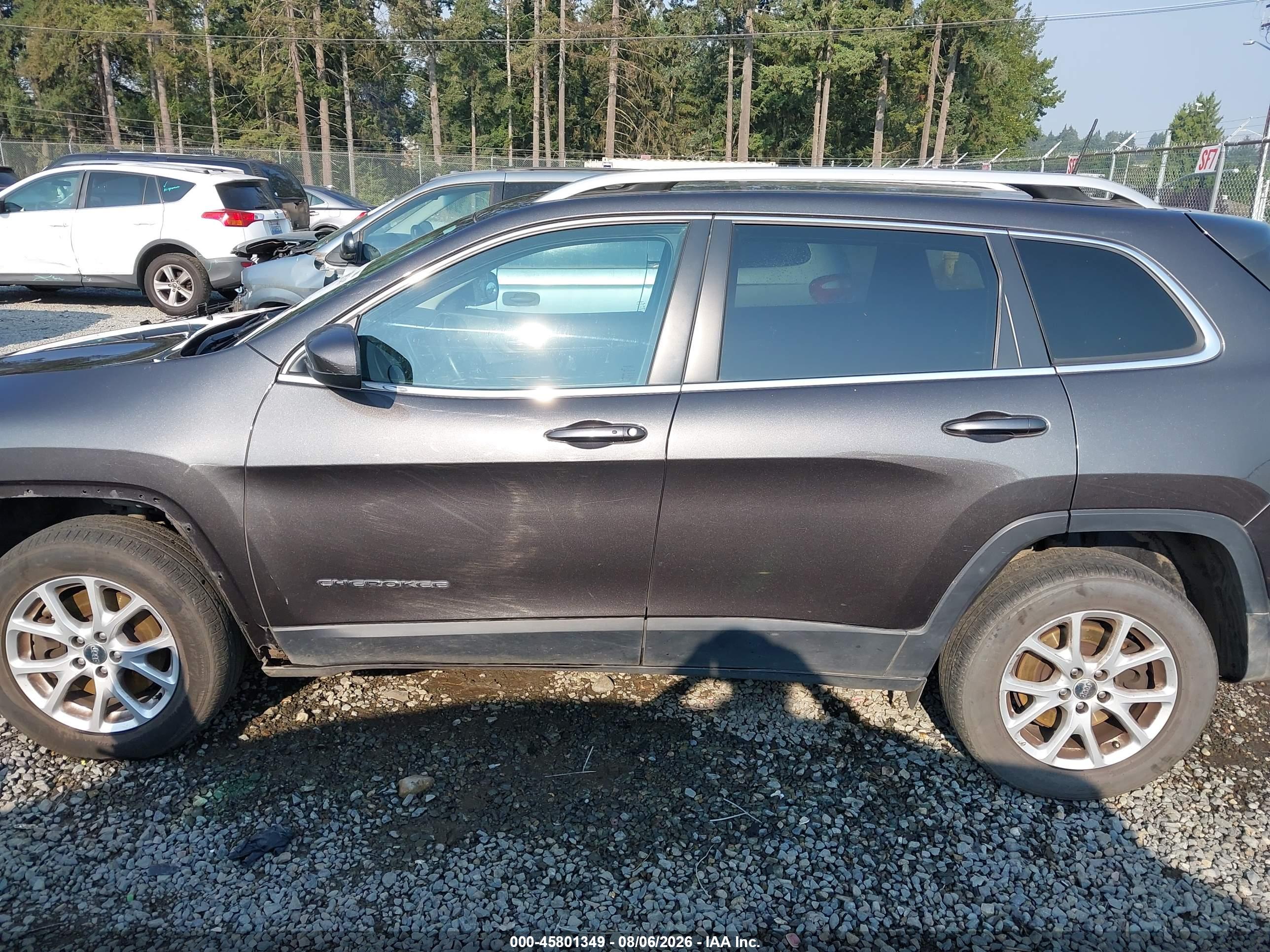 2017 JEEP CHEROKEE LATITUDE