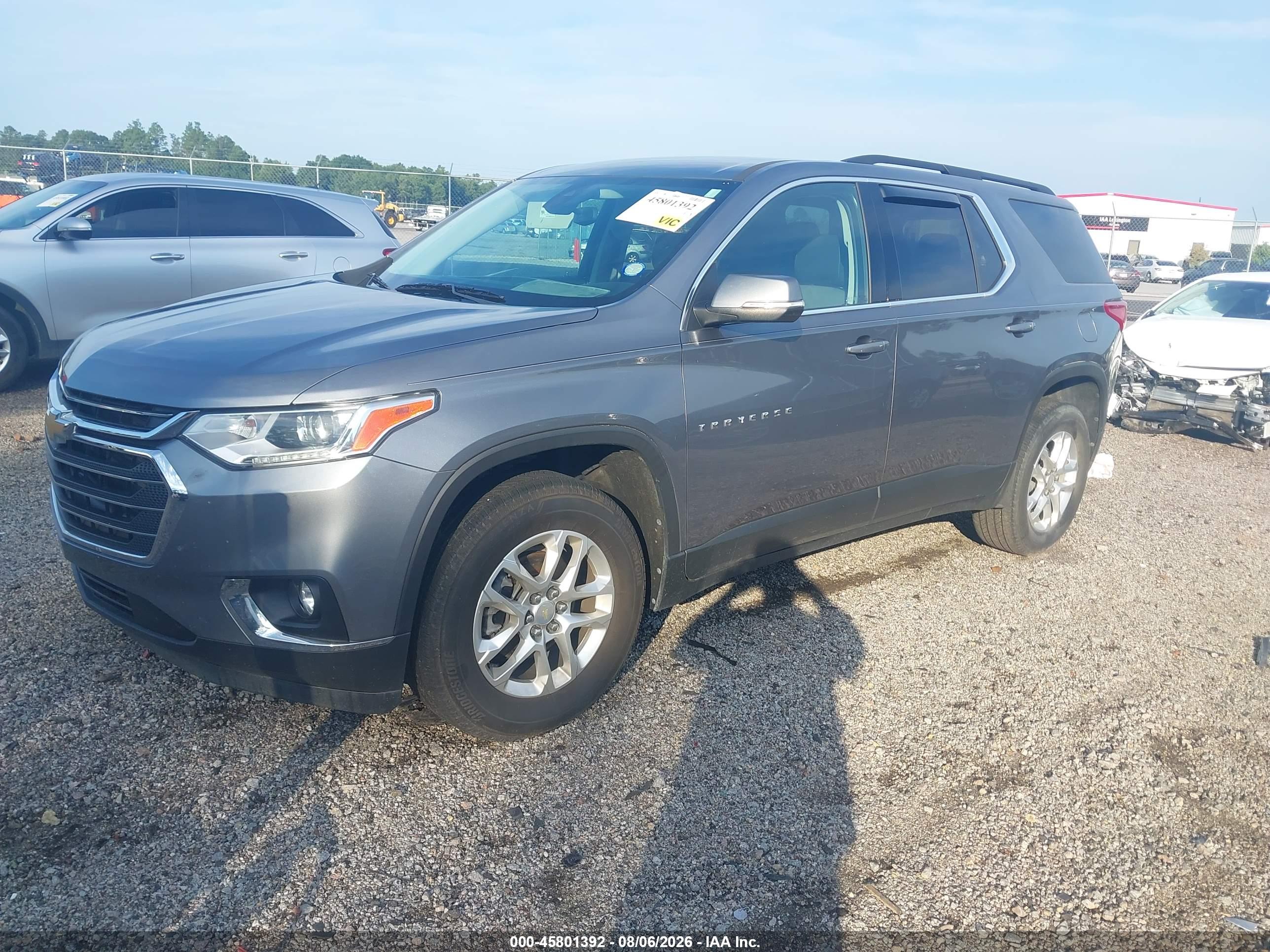 2021 CHEVROLET TRAVERSE FWD LT CLOTH — I2