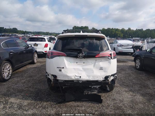 2017 TOYOTA RAV4 SE